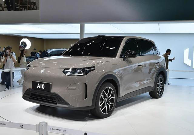 全球纯电小型SUV！续航里程达505公里，零跑A10将于3月26日上市