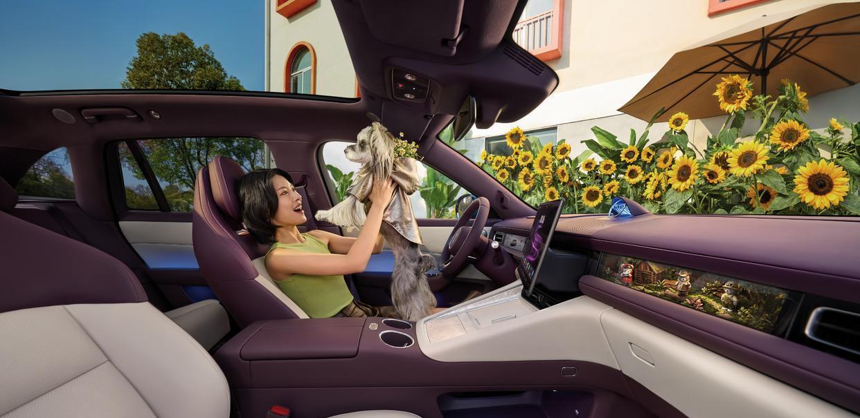 问界M6内饰官图曝光，简约科技风加持，家用细节到位！