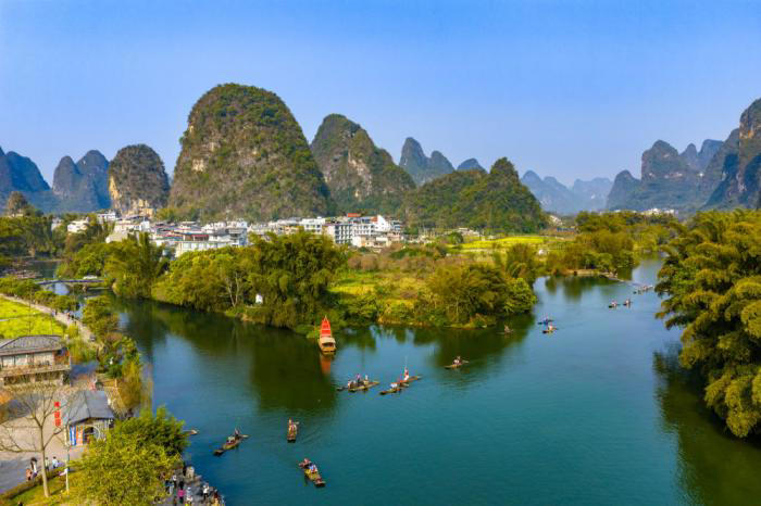 美丽中国｜广西阳朔：春日遇龙河风光旖旎