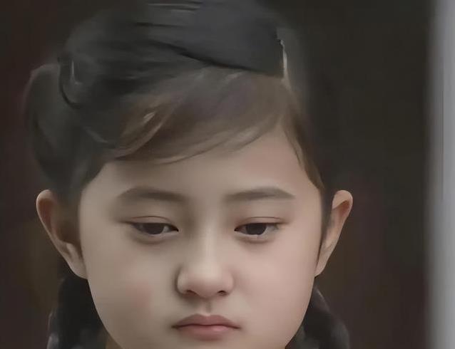 金铭从“小婉君”到45岁：身高成了最大阻碍，却活得比谁都自在