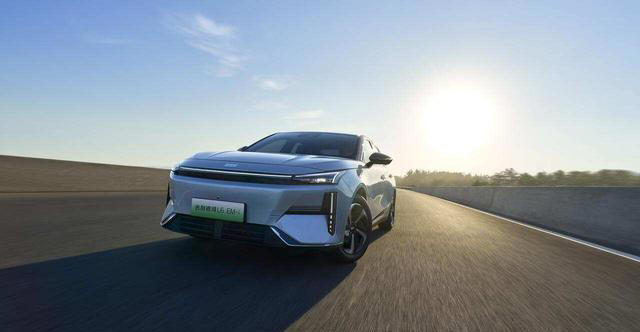 智能平权真落地，家用车也能拥有高端智能体验