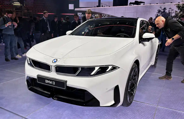 全新宝马i3首发！续航900公里，网友：就看价格多少了