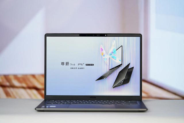 全金属机身、轻至1.32kg！微星尊爵14 AI+ 2026笔记本图赏