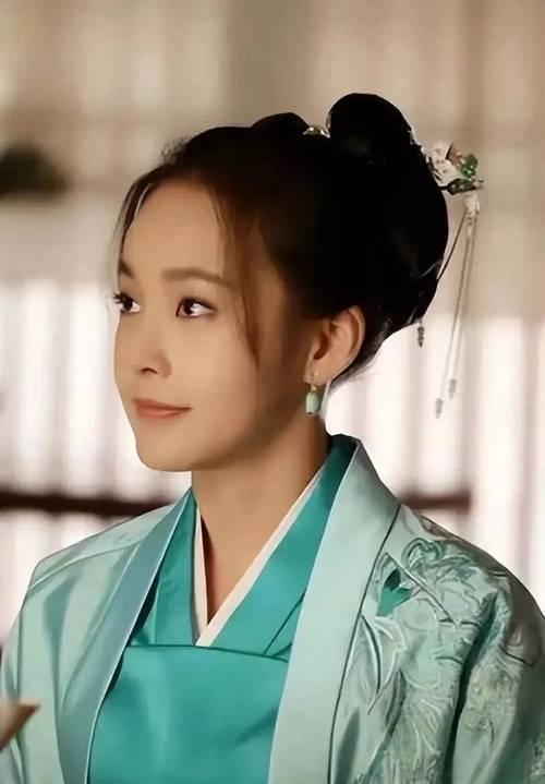 原来他就是张佳宁舅舅，长相帅气多才多艺，为培养外甥女付出太多