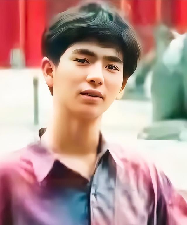 原来他就是张佳宁舅舅，长相帅气多才多艺，为培养外甥女付出太多