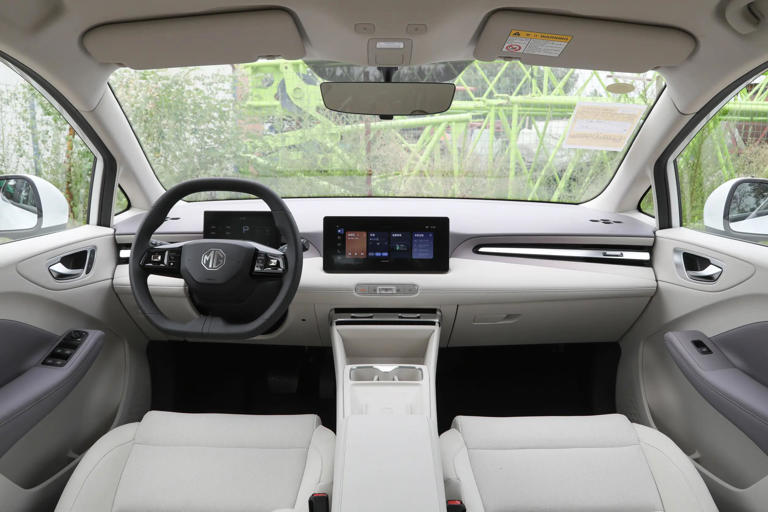 又一纯电A级车成爆款！6万多起售续航530km，10万内买吗？