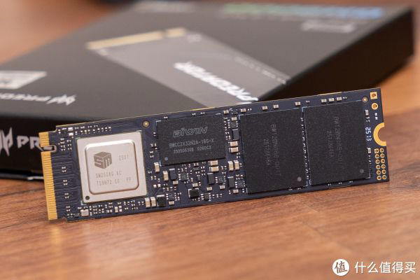 紧凑中塔新范式，酷冷 MasterFrame 500 Mesh 装机展示