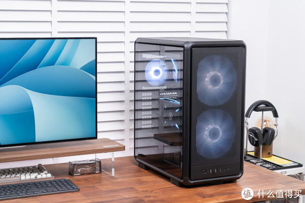 紧凑中塔新范式，酷冷 MasterFrame 500 Mesh 装机展示