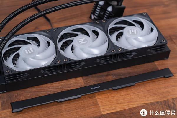 紧凑中塔新范式，酷冷 MasterFrame 500 Mesh 装机展示