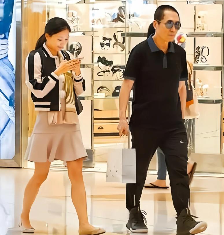 ����ı44������������������һ��һ�α��͹��ˡ���