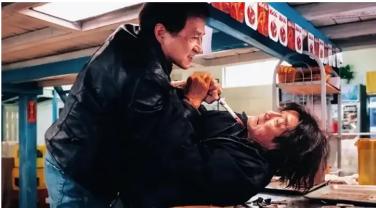 《熊猫计划2》亏本后，成龙不甘心，一口气带来3部大片，再救港片一把