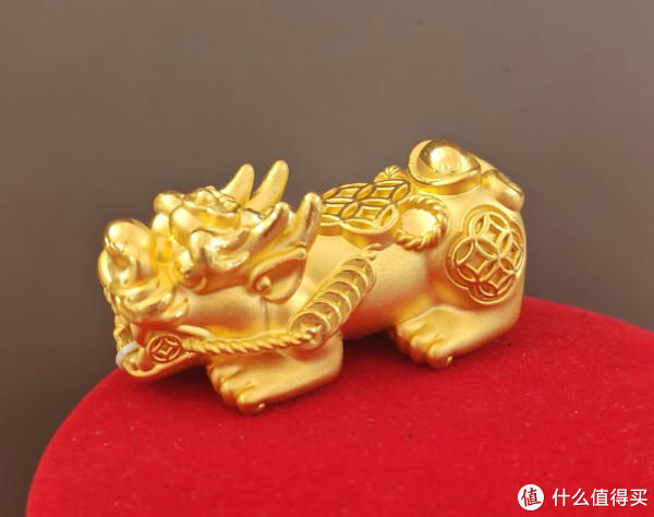 一件金饰，串起十年父子情与金价浮沉