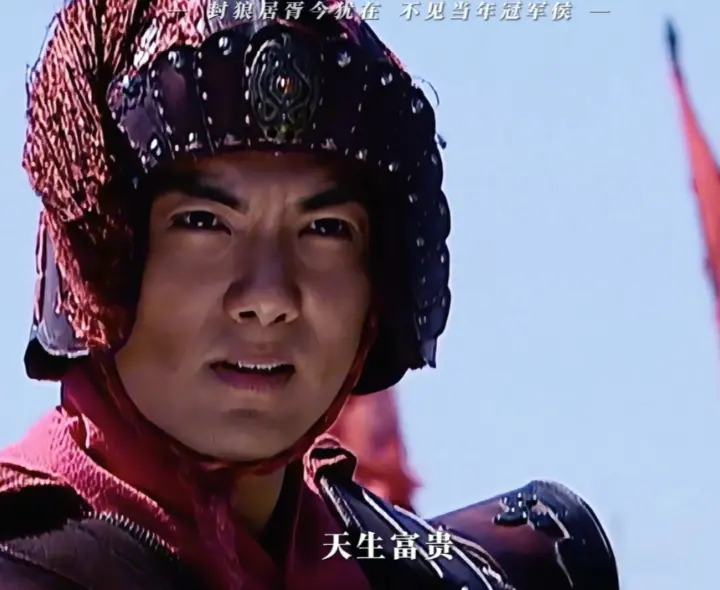 继央视之后，官方再点张凌赫“粉底液将军”，《逐玉》这下真红了