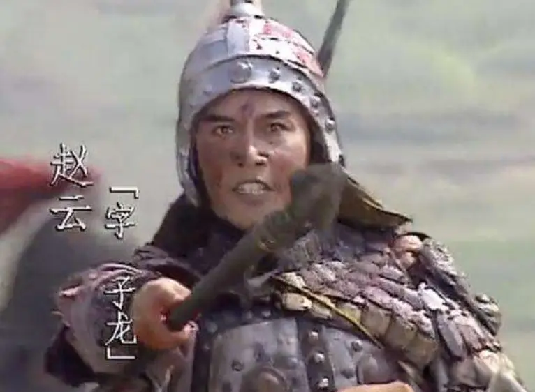 继央视之后，官方再点张凌赫“粉底液将军”，《逐玉》这下真红了