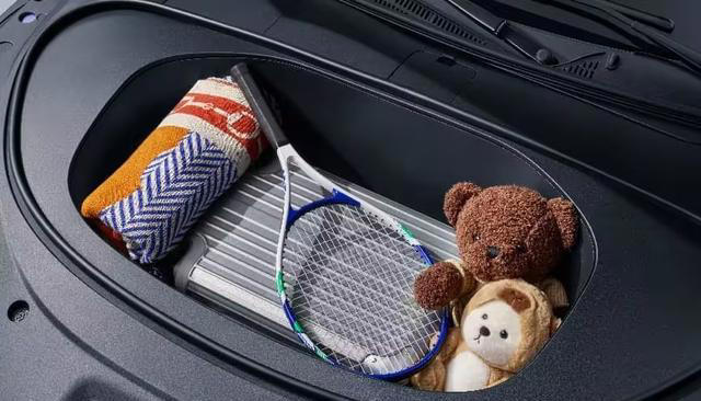 首搭第二代刀片电池和闪充技术，比亚迪海豹07EV，同级高价值首选