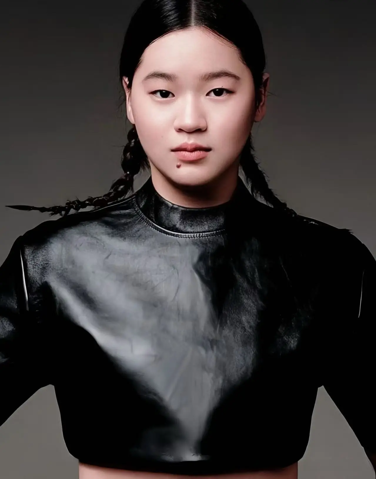 全红婵采访泪崩! 来例假喝水都胖，不敢上秤恐惧照镜子，压抑太久