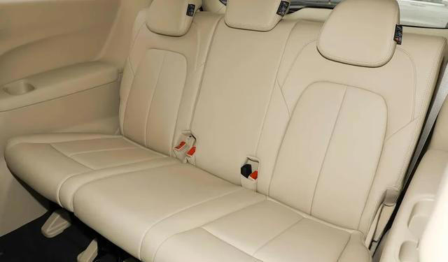 别克GL8陆尚舒适DG版上市！门槛再下探，为走量而来？