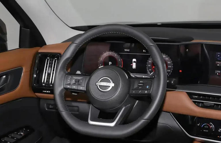 又一好车“认怂”？车长5.13米，搭载2.0T配9AT，隔音好颜值高。