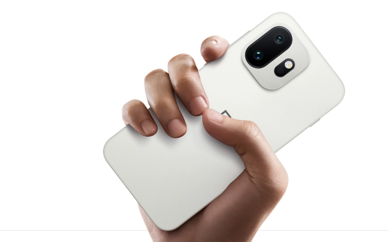 超强性能＋极致续航 这四款顶级小屏旗舰你最喜欢谁？