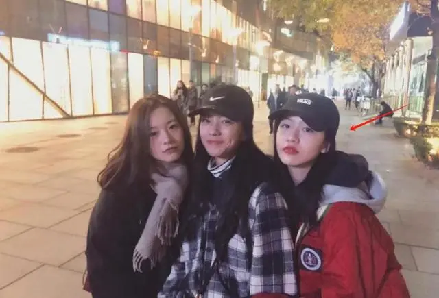 收手吧！“资本家的丑儿”，长相平平演技欠佳，难怪观众不买账