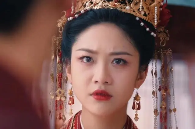 收手吧！“资本家的丑儿”，长相平平演技欠佳，难怪观众不买账