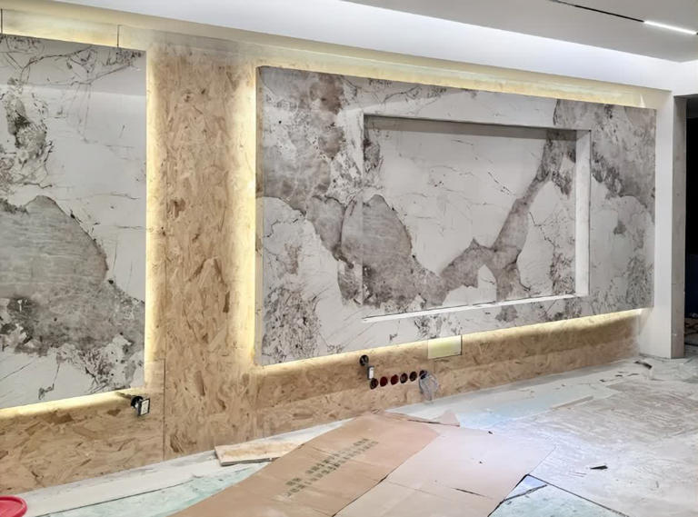 “岩板电视墙”为什么退出中国家庭? 内行人说出实情，恍然大悟