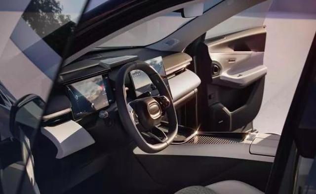 “沃尔沃”品质大5座SUV，实力不输理想L8，从近20万降到14万多！