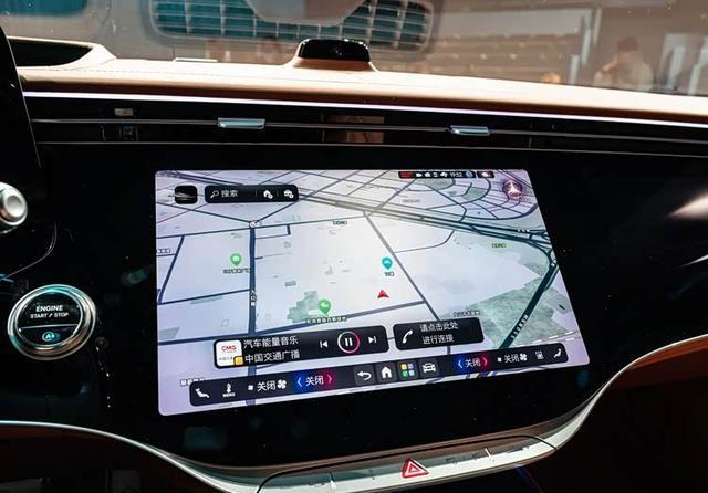 新款迈巴赫S级来袭，提供V12发动机选项，究竟有哪些看点？