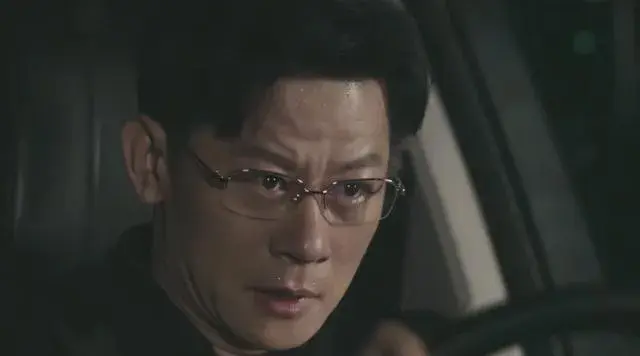 晚18点，腾讯16集悬疑剧来袭！首播4集，预告一出就知这剧要爆