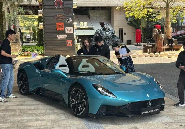 玛莎拉蒂MCPURA中国首次曝光！零百加速2.9秒，为MC20改款车型