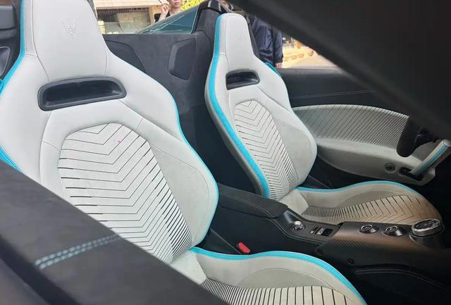 玛莎拉蒂MCPURA中国首次曝光！零百加速2.9秒，为MC20改款车型