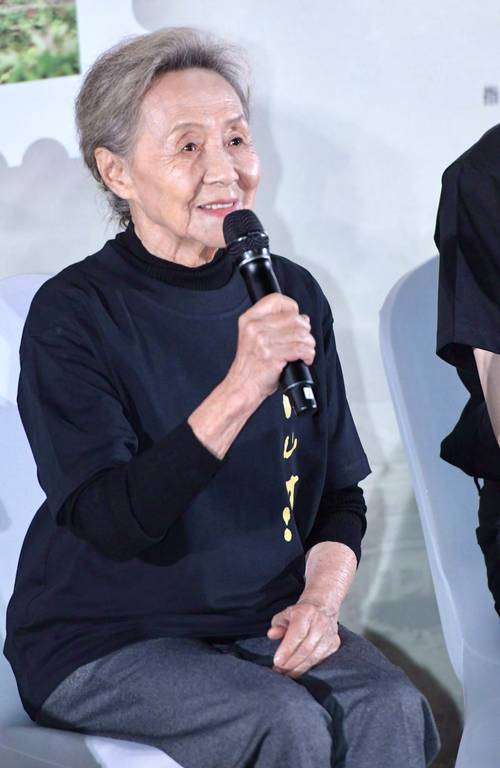 ����δ�ؾͷ��ϣ�87������歶��ӱ�����ΨһŮ��ȴ���ӹ���18��