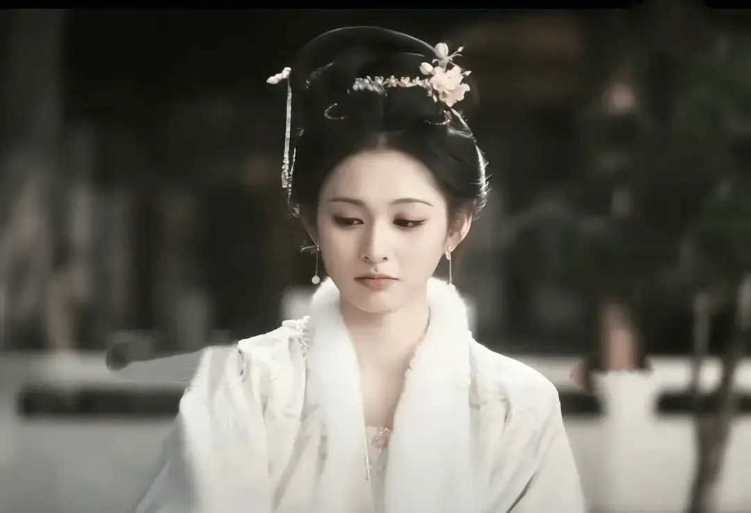 《逐玉》大结局：直到魏严掌掴齐旻护谢征，才知，他有多么爱谢征