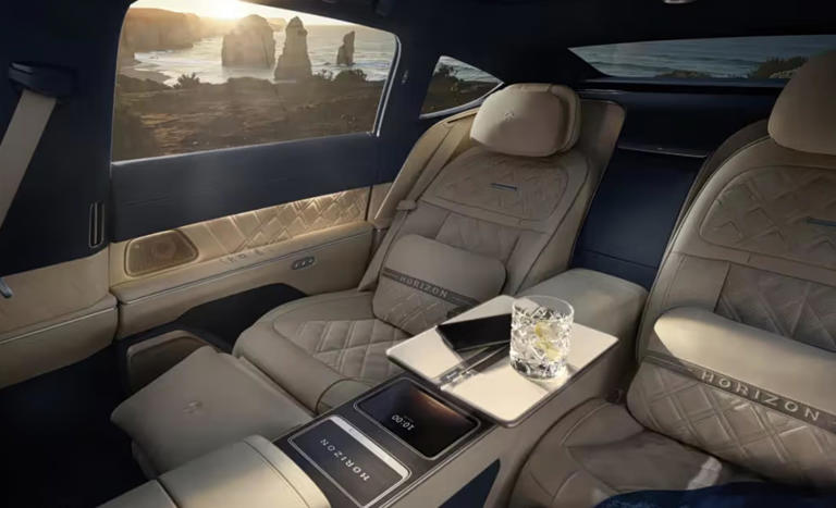 又一国产行政级豪车，900V快充平台、81.8万起，限量199台