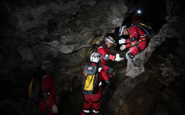 28名航天员转入地下，美国NASA慌了？中方交底：月球驿站已锁死