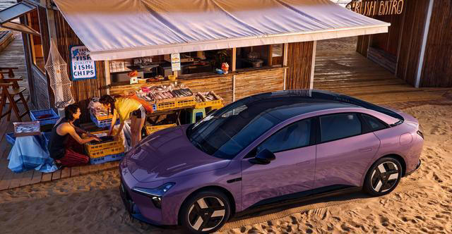 2026款小鹏MONA M03官图发布，新增罗兰紫和牛油果绿车色