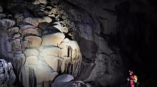 28名航天员转入地下，美国NASA慌了？中方交底：月球驿站已锁死