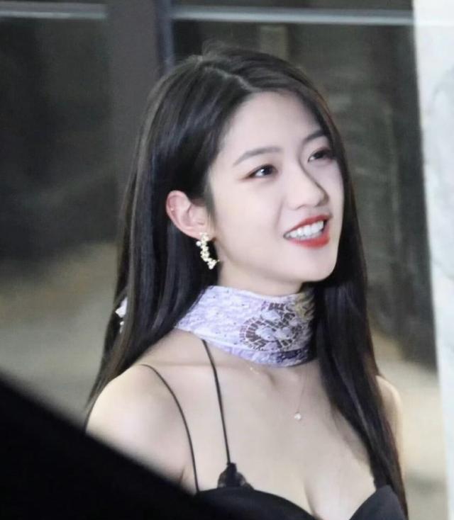 向涵之何时美成这样了？新剧搭陈伟霆太好磕了，女主被衬成绿叶