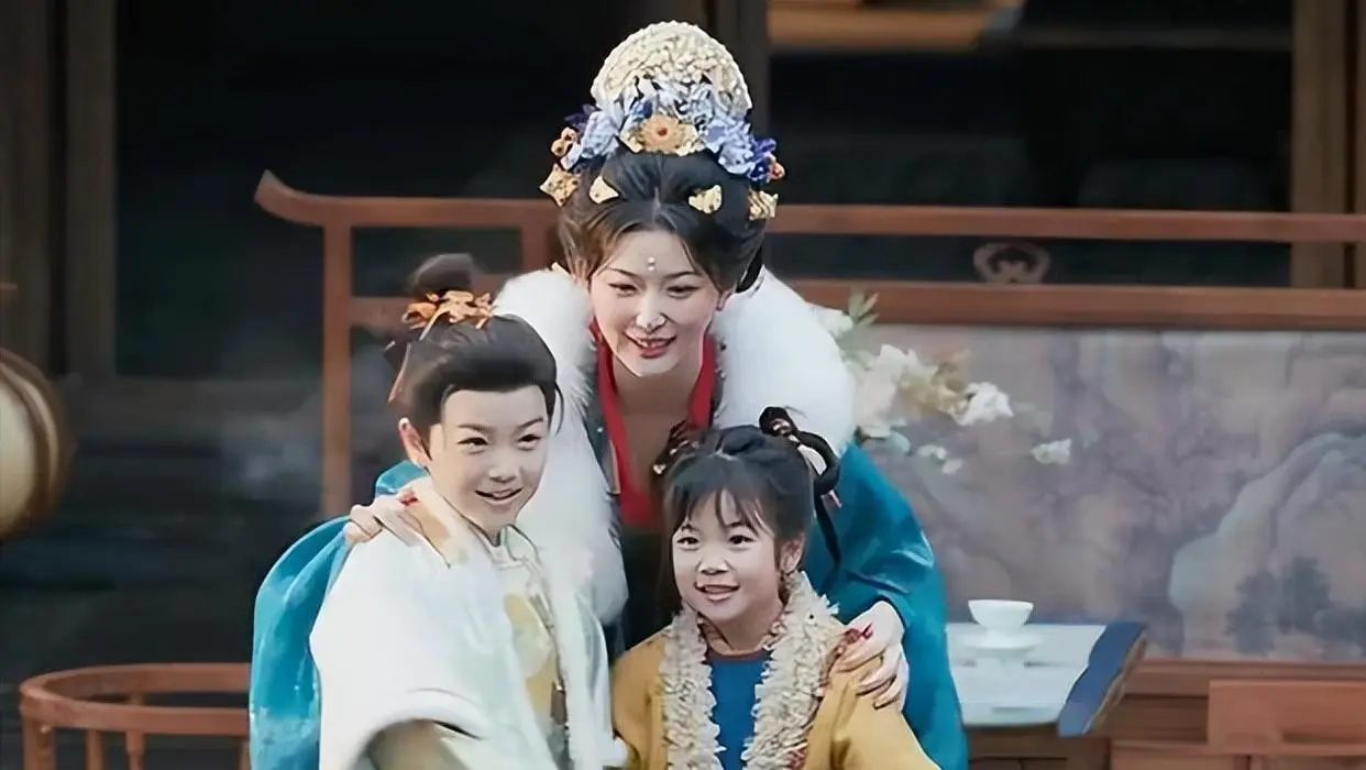 《逐玉》结局：宝儿称帝，长宁当皇后，谢征成摄政王，魏严最意外