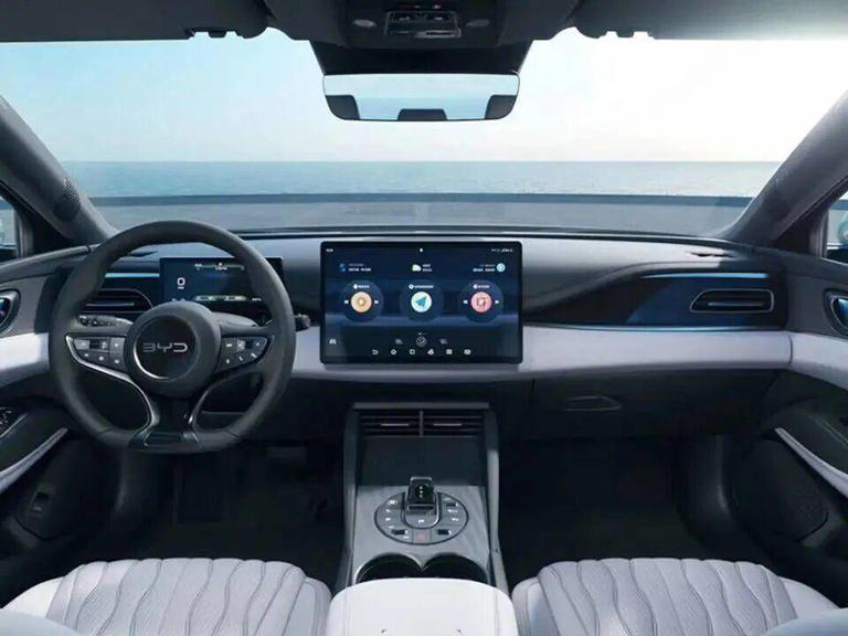 捡漏了！比亚迪海豹06旅行版，续航1500km，从近13万降到11万多