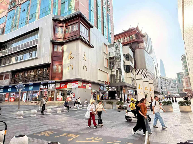 深圳“罗湖发布”东门专场举行! 解锁东门步行街“内外兼修”的焕新密码