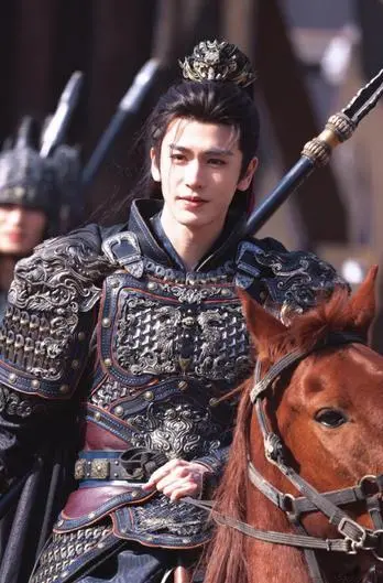 《逐玉》大结局爆火，意外让何润东版项羽翻红，网友直呼比粉底液将军强太多