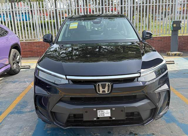 18万变13万！本田皓影自断后路，第四代混动+8155芯片，没对手