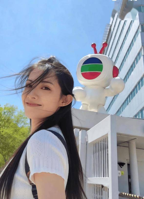 TVB小花爆悄悄离巢近一年！曾被某前辈斥“你根本不会演戏”！将近40岁仍在跑龙套