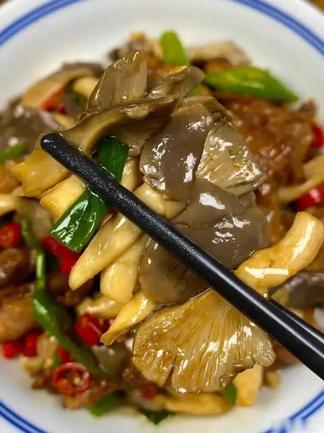 每次做这3道小炒菜家里米饭就不够吃，香而不腻口感丰富，真下饭