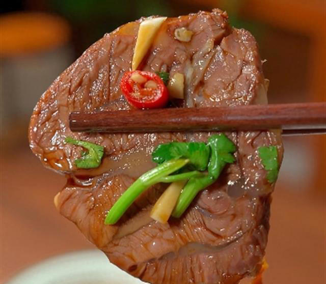 牛肉的家常做法，酱牛肉：软烂入味，一学就会的家常美食！