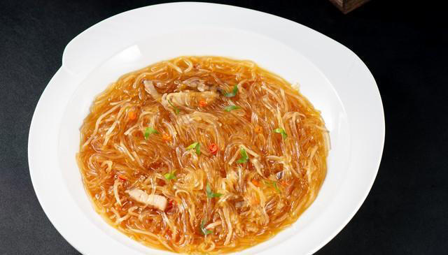 张红甫教你做包菜炒粉条，美味家常菜的制作与烹饪技巧