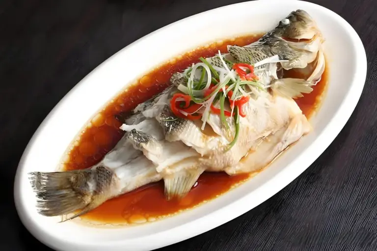分享做鲈鱼最经典的3种做法，鲜嫩不腥，全家抢着吃