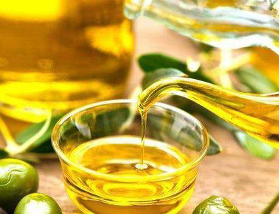 动物油和植物油，哪种更健康？吃油也有讲究，注意4个小细节