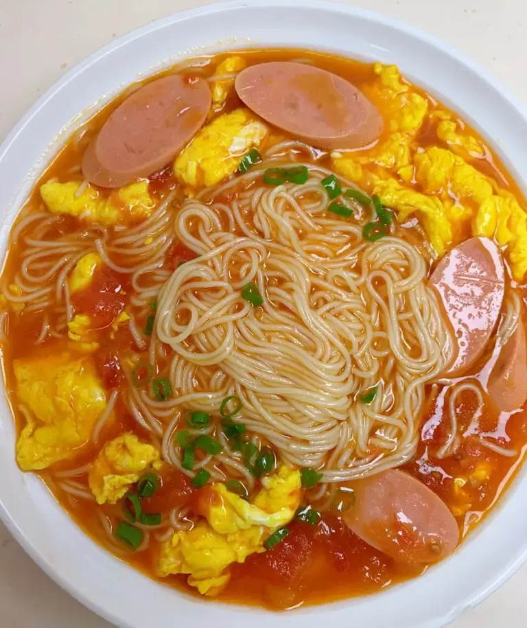 早餐来一碗热腾腾的面条，开始元气满满的一天